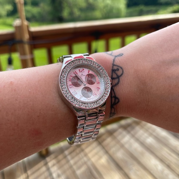 Louis Arden diamond bezel watch, untested - Picture 2 of 3